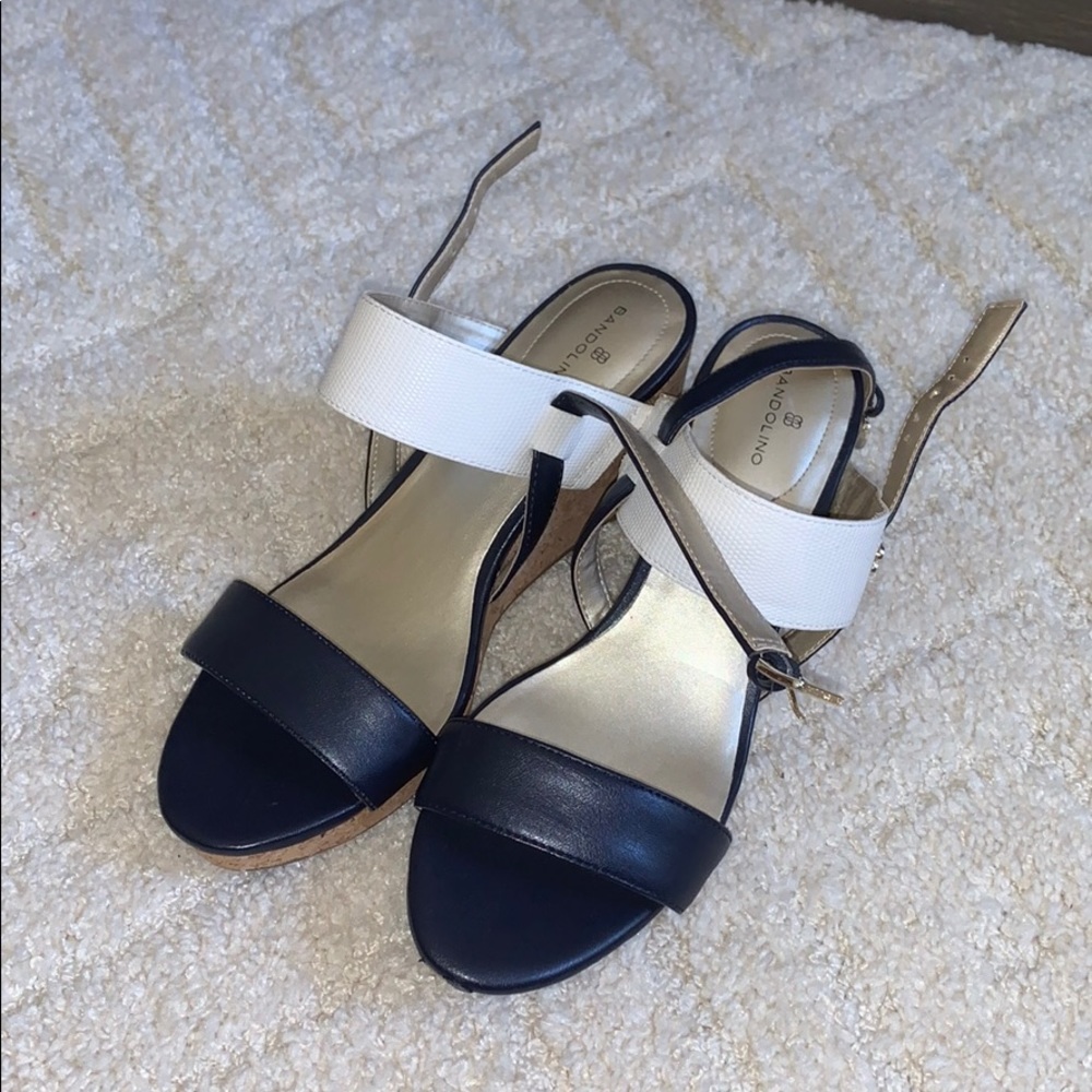 Bandolino Blue and White Wedge Sandals